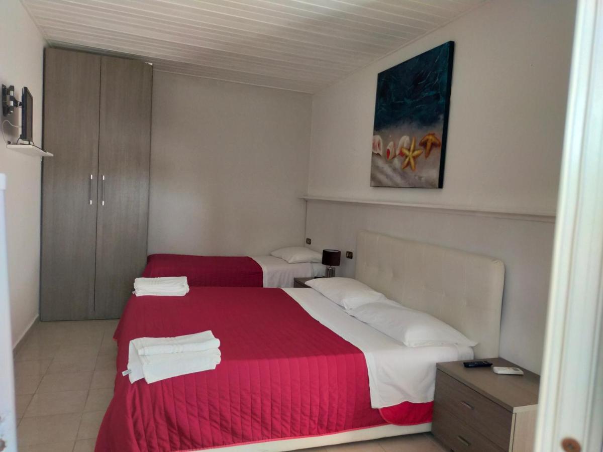Hotel All'Antico Pozzo Barcellona-Pozzo di Gotto Ngoại thất bức ảnh